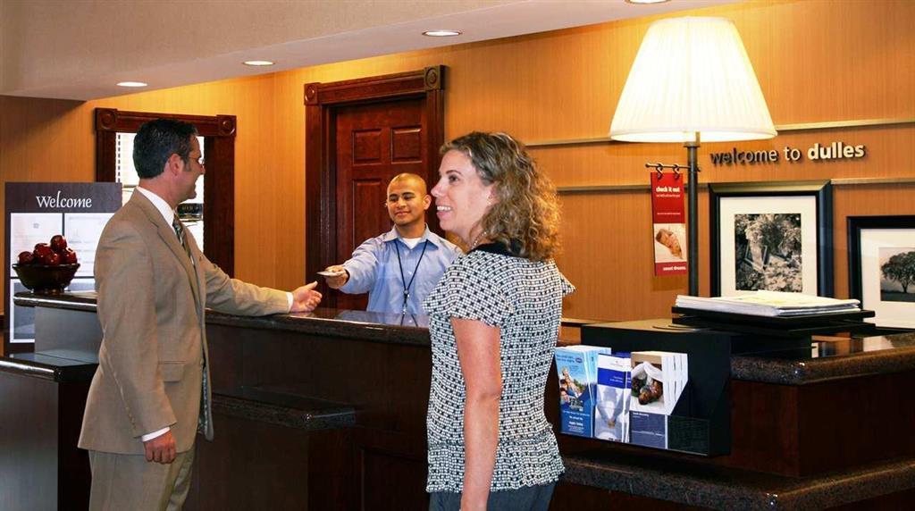 Hampton Inn & Suites Washington-Dulles International Airport Sterling Interior photo